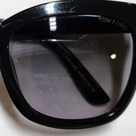 TOM FORD #140 Sunglasses Tf9313 01B - Picture 10 of 12